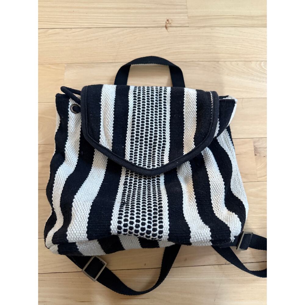 Universal Thread Cream and Black Beach Backpack
